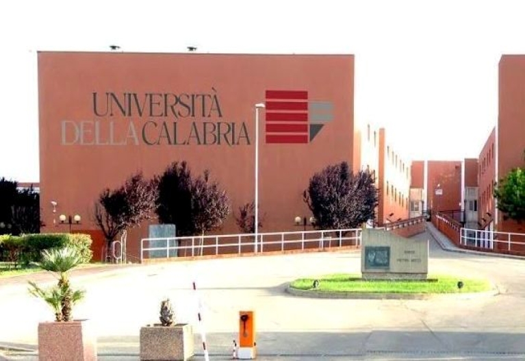 UNIVERSITY OF CALABRIA - Admission to the Specialization School for Legal Professions 